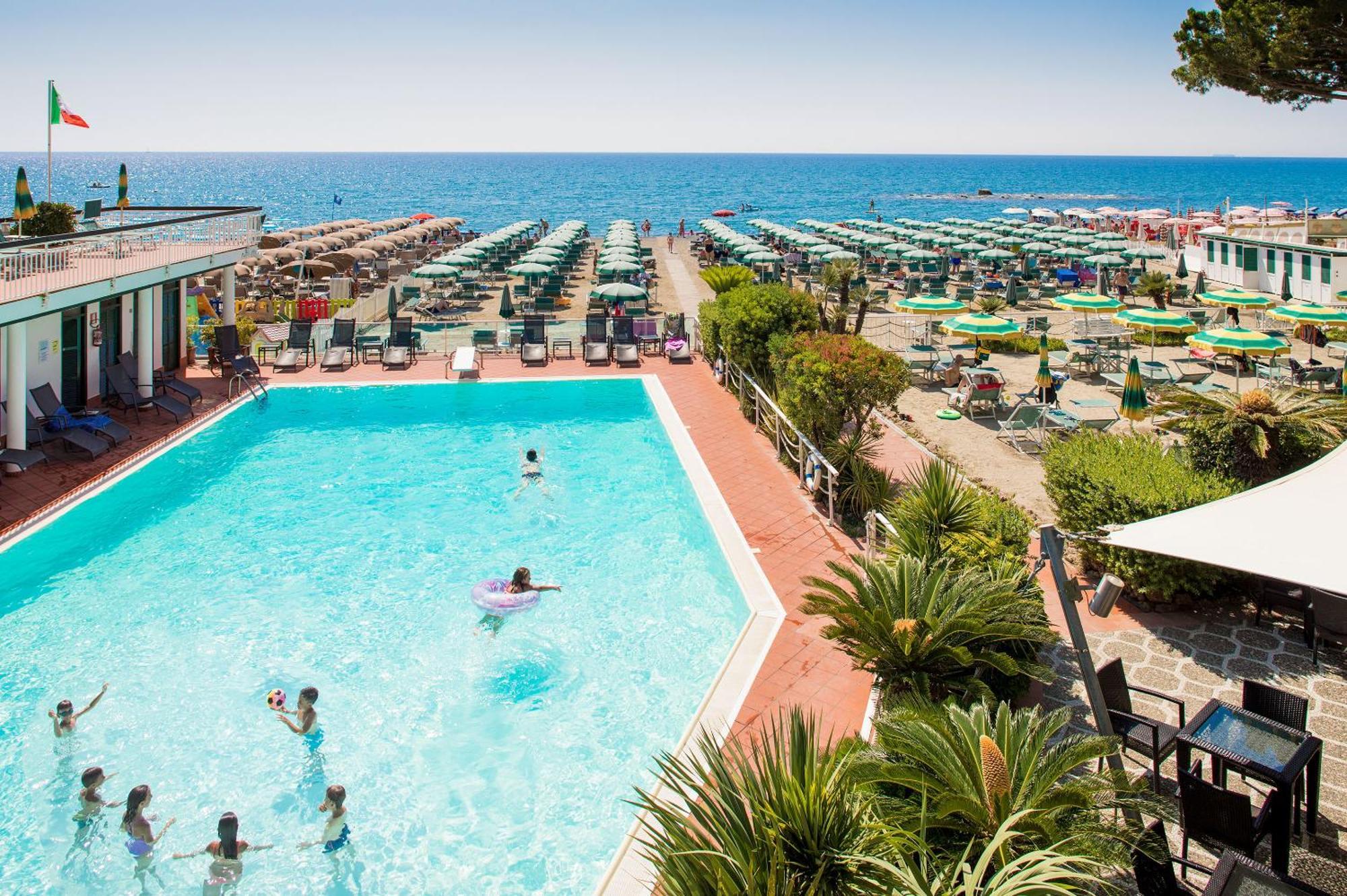 דיאנו מרינה Hotel Gabriella מראה חיצוני תמונה
