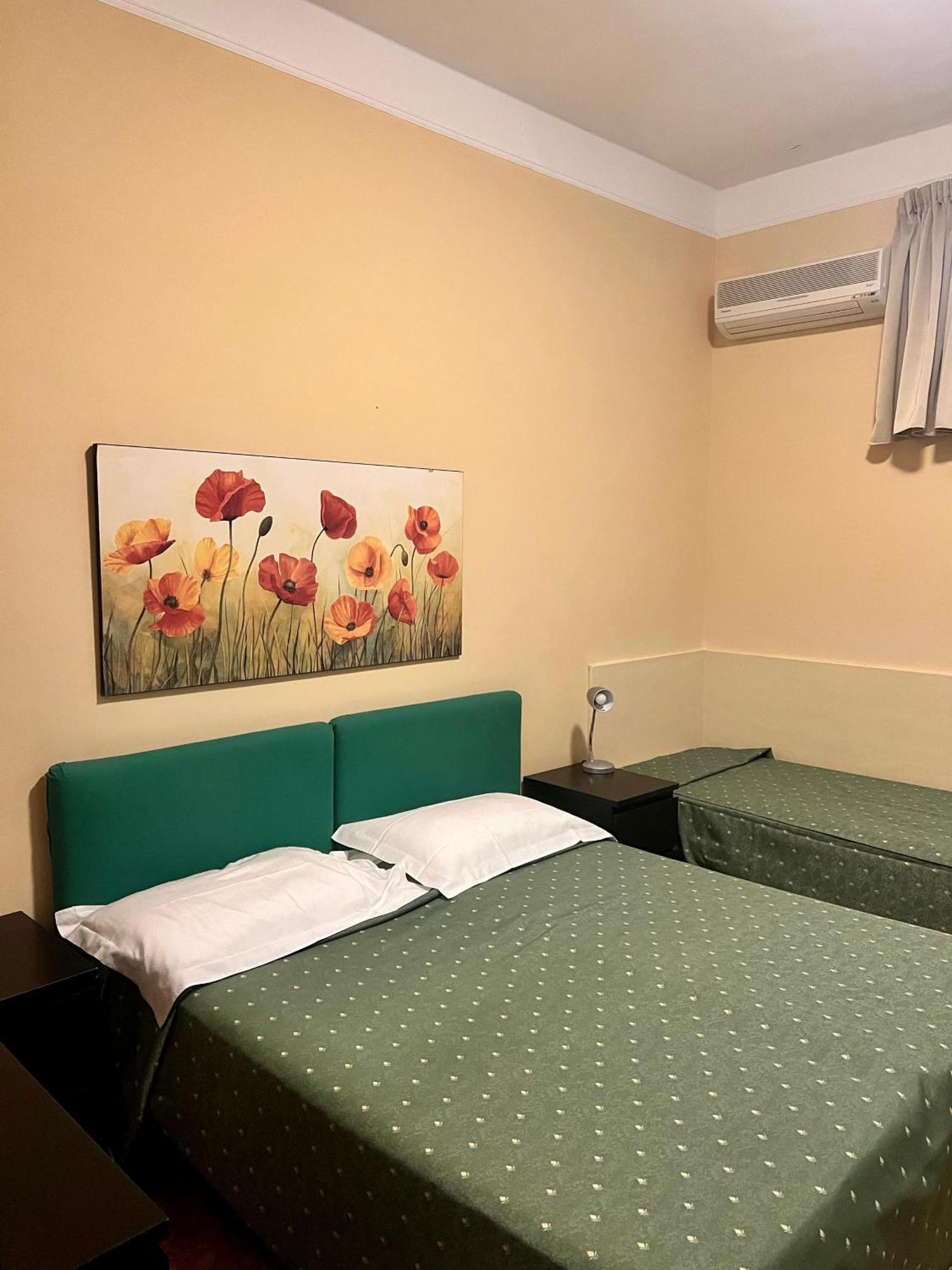 דיאנו מרינה Hotel Gabriella מראה חיצוני תמונה