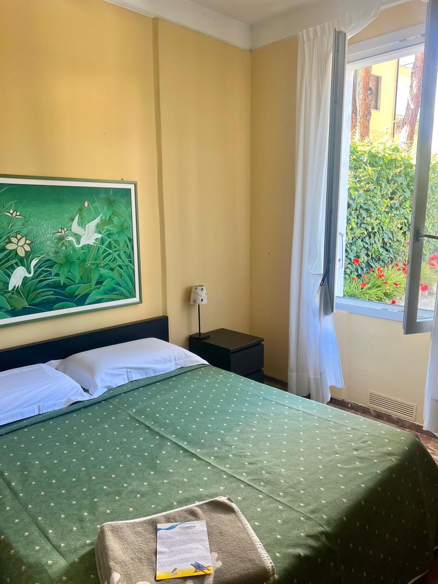 דיאנו מרינה Hotel Gabriella מראה חיצוני תמונה